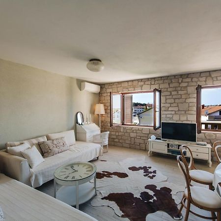 Salvia 4 Stars Apartment Пореч Екстериор снимка