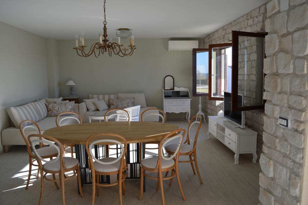 Salvia 4 Stars Apartment Пореч Екстериор снимка