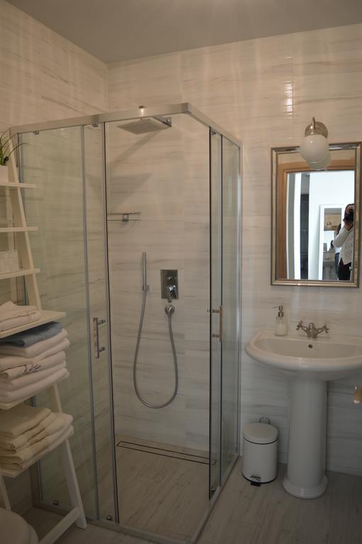 Salvia 4 Stars Apartment Пореч Екстериор снимка