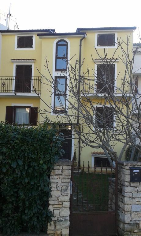 Salvia 4 Stars Apartment Пореч Екстериор снимка